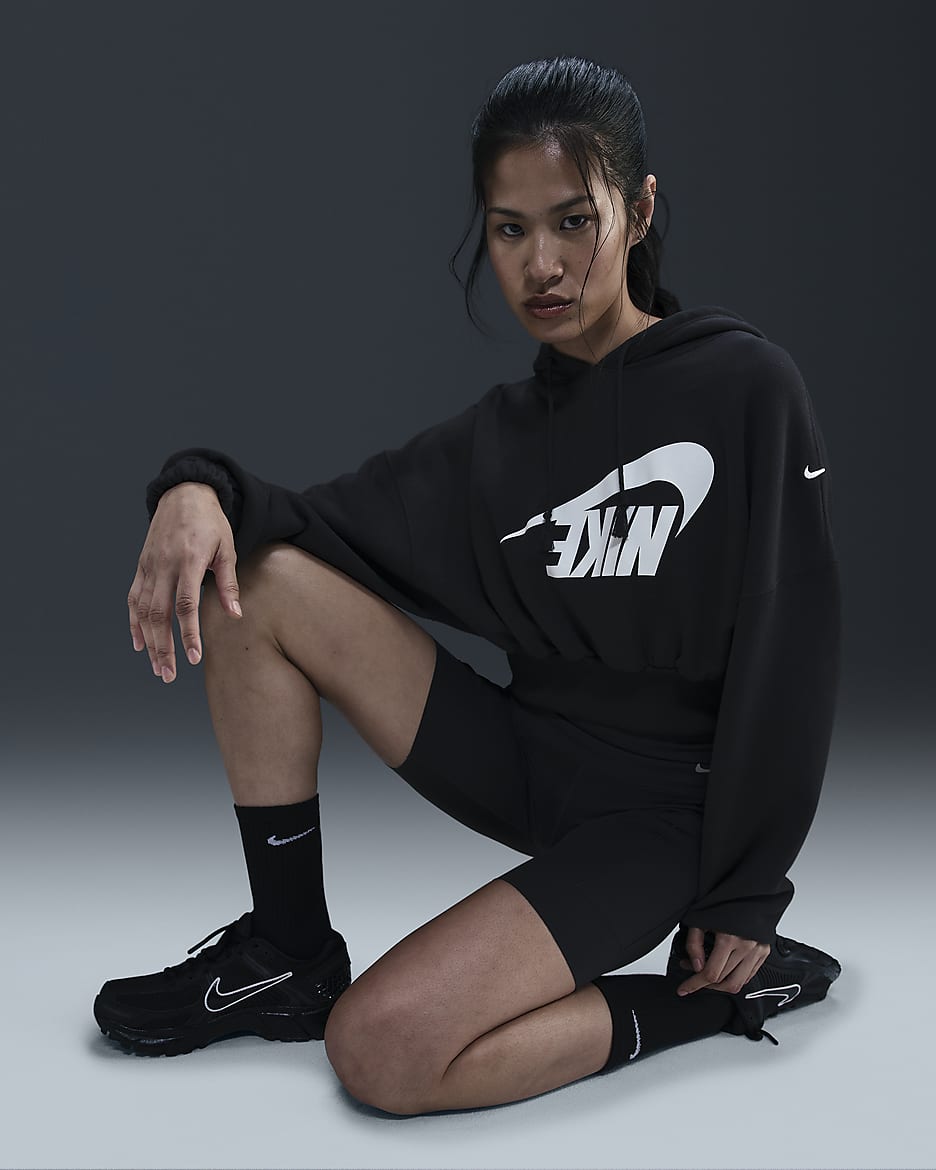 Nike Sportswear Women s Oversized Cropped French Terry Pullover Hoodie